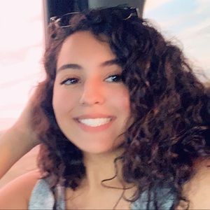 Meet your Posher, Brianna